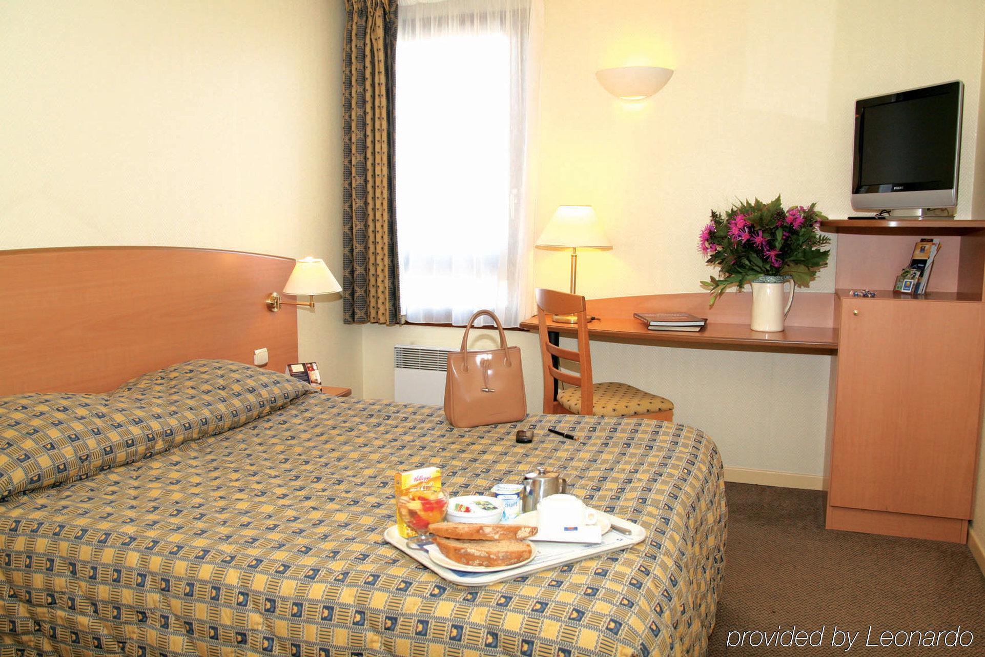 Comfort Hotel Chartres Chambre photo