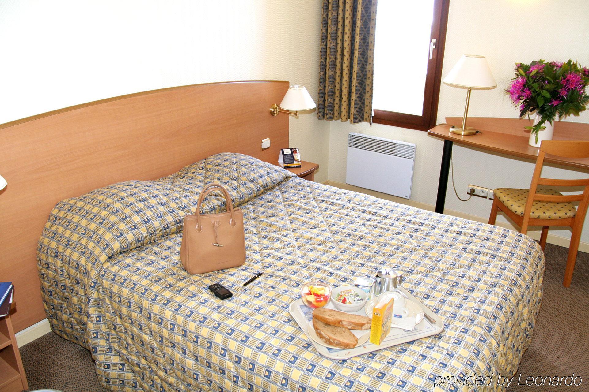 Comfort Hotel Chartres Chambre photo